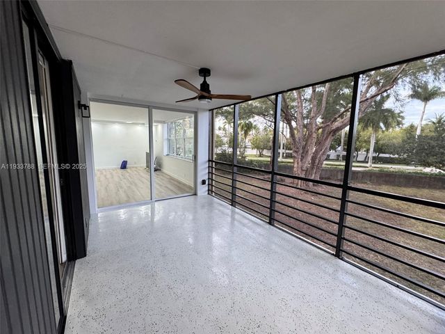 20441 NE 30th Ave 214-9, Aventura, FL 33180