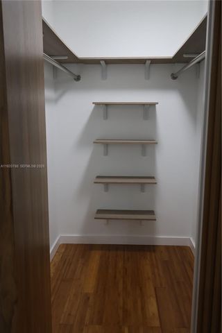 20441 NE 30th Ave 214-9, Aventura, FL 33180