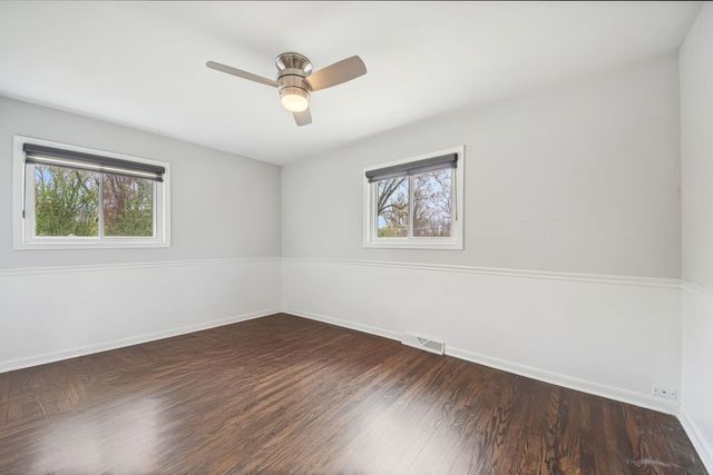 1407 N Highland Avenue, Arlington Heights, IL 60004