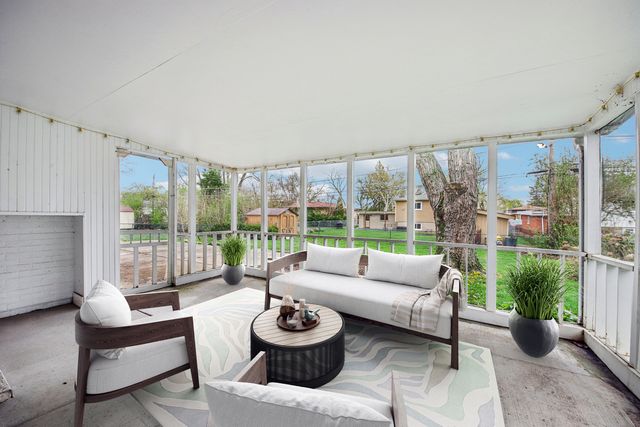 1407 N Highland Avenue, Arlington Heights, IL 60004