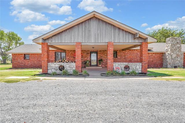 1826 E Iris Avenue, Hobart, OK 73651