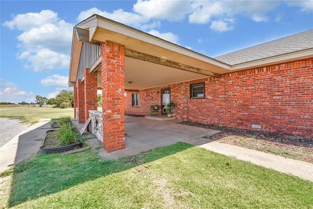1826 E Iris Avenue, Hobart, OK 73651