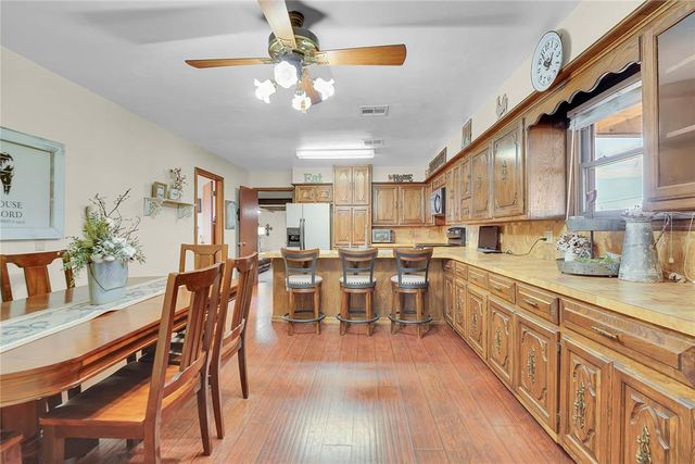 1826 E Iris Avenue, Hobart, OK 73651