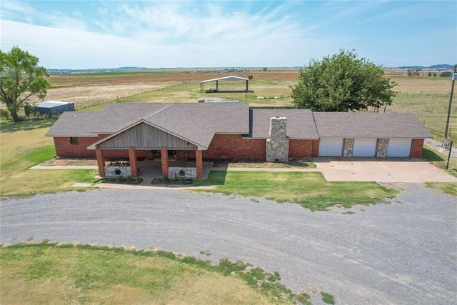 1826 E Iris Avenue, Hobart, OK 73651
