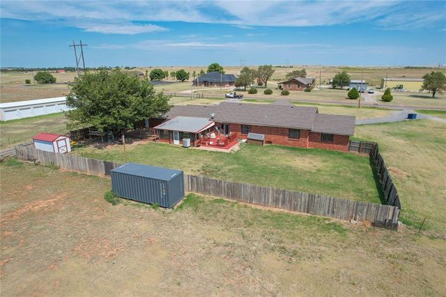 1826 E Iris Avenue, Hobart, OK 73651