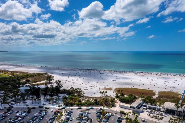 951 CONTENTO ST., Siesta Key, FL 34242