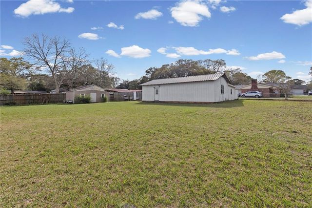 12430 Vanity Court, Irvington, AL 36544