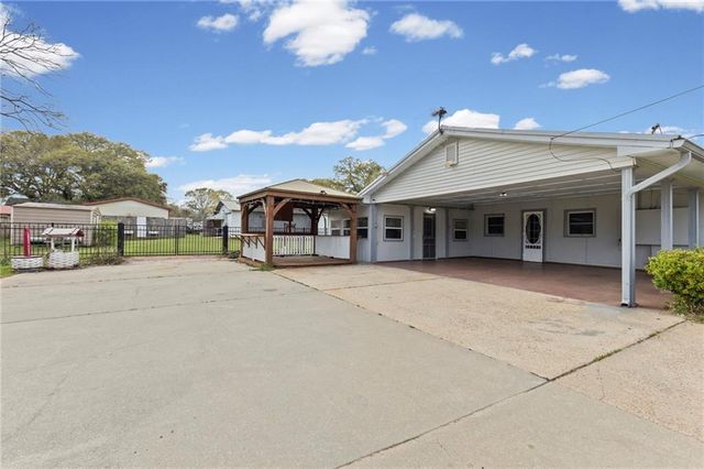 12430 Vanity Court, Irvington, AL 36544