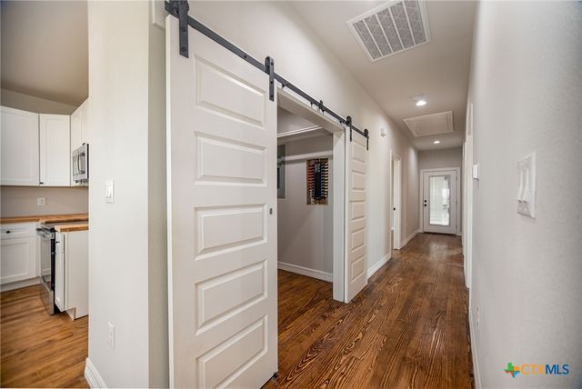 193 Powderhorn Lane, Port Lavaca, TX 77979