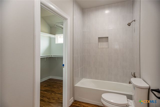 193 Powderhorn Lane, Port Lavaca, TX 77979