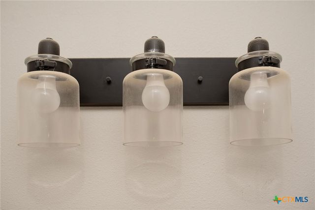 193 Powderhorn Lane, Port Lavaca, TX 77979