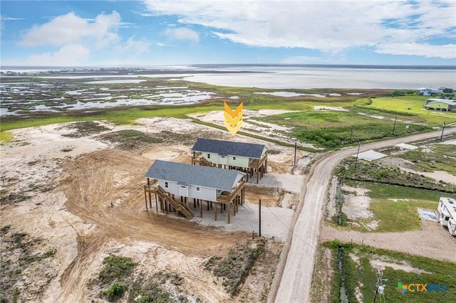193 Powderhorn Lane, Port Lavaca, TX 77979