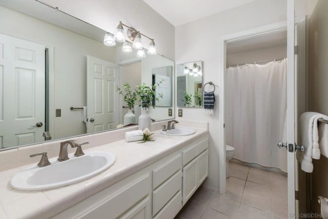 3744 Newcrest Pt, San Diego, CA 92130