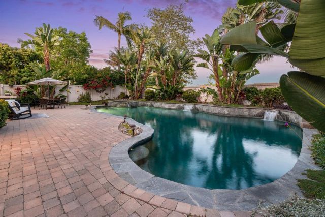 3744 Newcrest Pt, San Diego, CA 92130