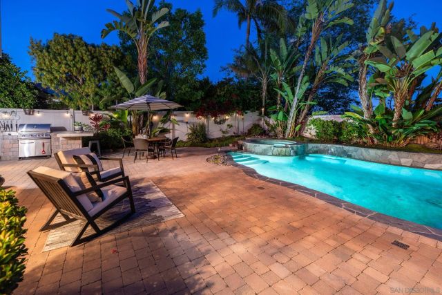 3744 Newcrest Pt, San Diego, CA 92130
