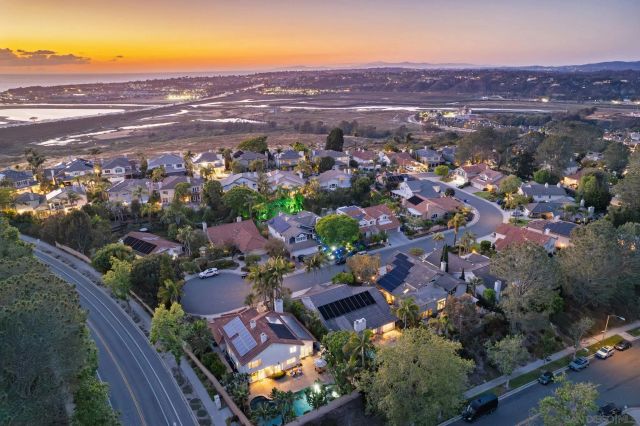 3744 Newcrest Pt, San Diego, CA 92130