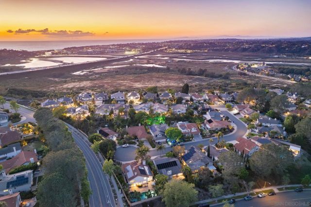 3744 Newcrest Pt, San Diego, CA 92130