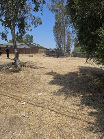 120 Lodge Road, Menifee, CA 92587