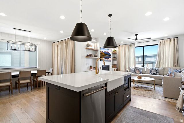6366 E EDGEWATER LN, Huntsville, UT 84317
