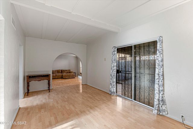 4950 E Hawthorne Street, Tucson, AZ 85711