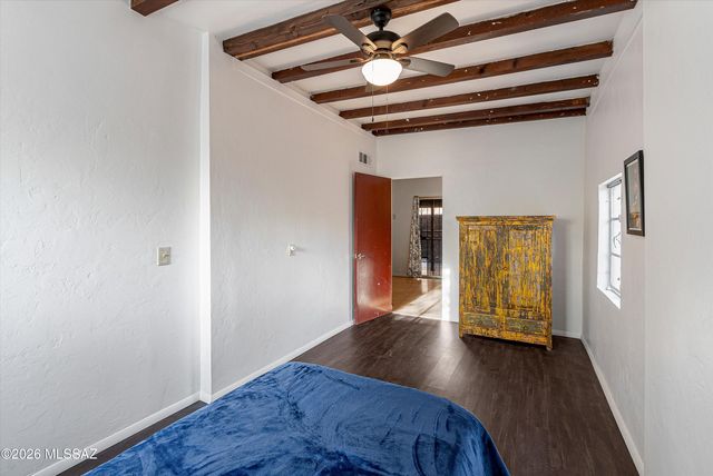 4950 E Hawthorne Street, Tucson, AZ 85711