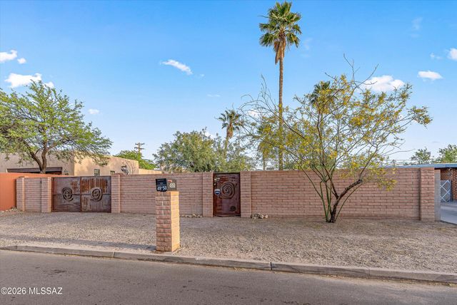 4950 E Hawthorne Street, Tucson, AZ 85711