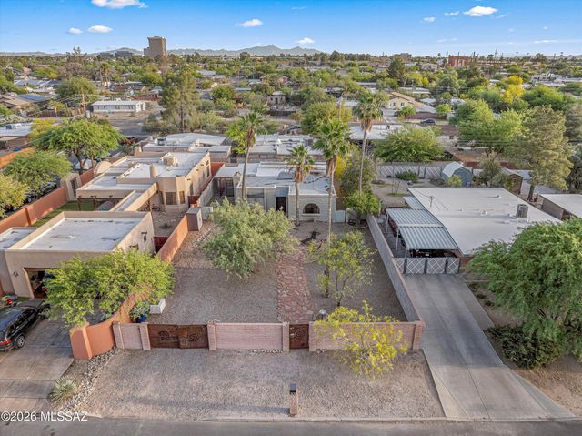 4950 E Hawthorne Street, Tucson, AZ 85711