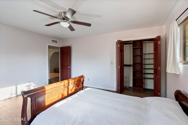 4950 E Hawthorne Street, Tucson, AZ 85711