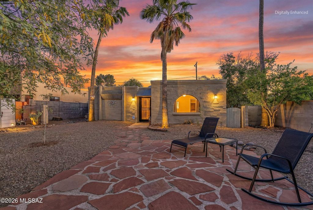 4950 E Hawthorne Street, Tucson, AZ 85711