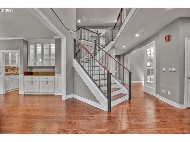 16633 WOODSMAN Ct, Lake Oswego, OR 97034
