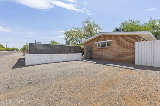 2508 E Seneca St Unit 1, Tucson, AZ 85716