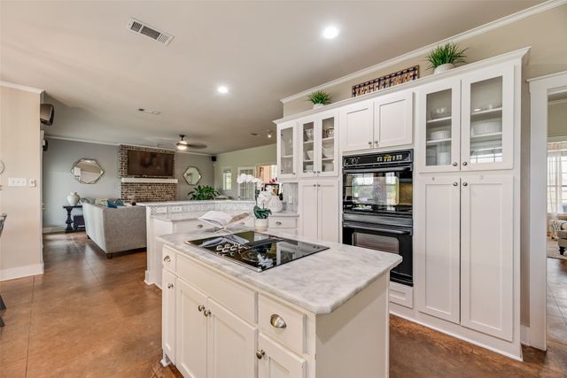 15950 Miller Farm Road, Forney, TX 75126