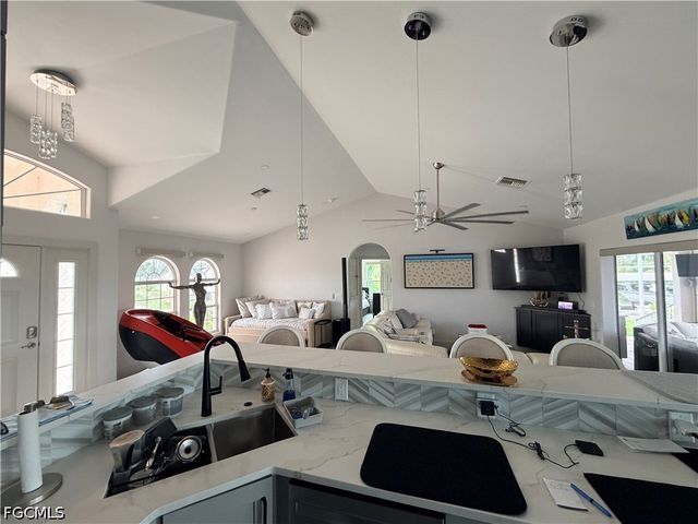17721 Broadway AVE, Fort Myers Beach, FL 33931