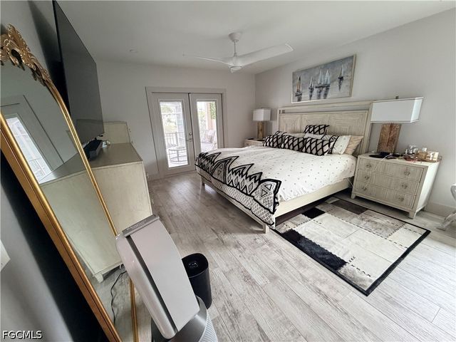 17721 Broadway AVE, Fort Myers Beach, FL 33931