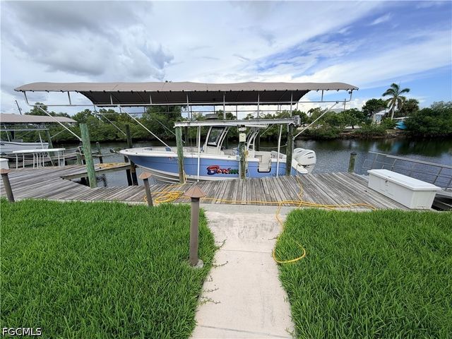 17721 Broadway AVE, Fort Myers Beach, FL 33931