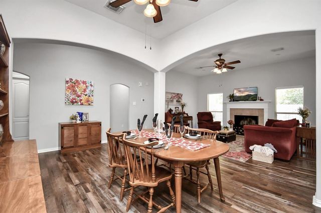 6930 Hamilton Falls Lane, Spring, TX 77379