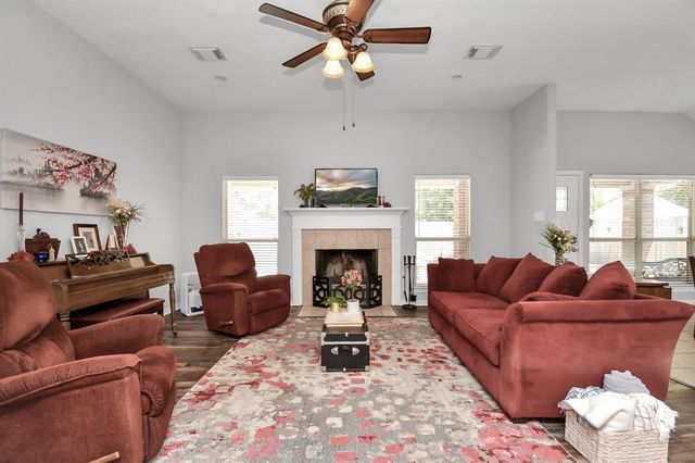 6930 Hamilton Falls Lane, Spring, TX 77379