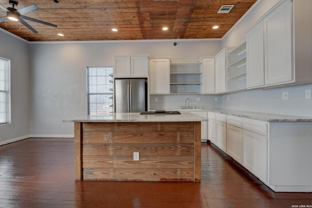 1023 Monterey St., San Antonio, TX 78207