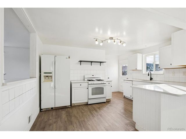 6951 Locust St, Commerce City, CO 80022