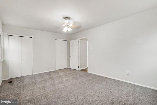 3318 RED LION RD, Philadelphia, PA 19114