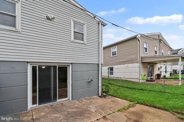 3318 RED LION RD, Philadelphia, PA 19114