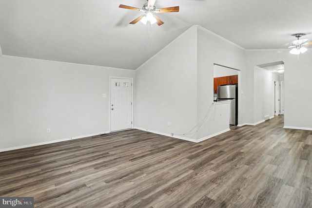 3318 RED LION RD, Philadelphia, PA 19114