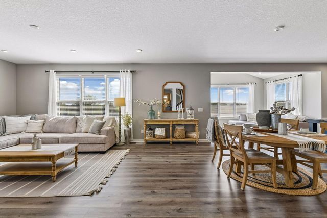 145 Maple Terrace, Waconia, MN 55387