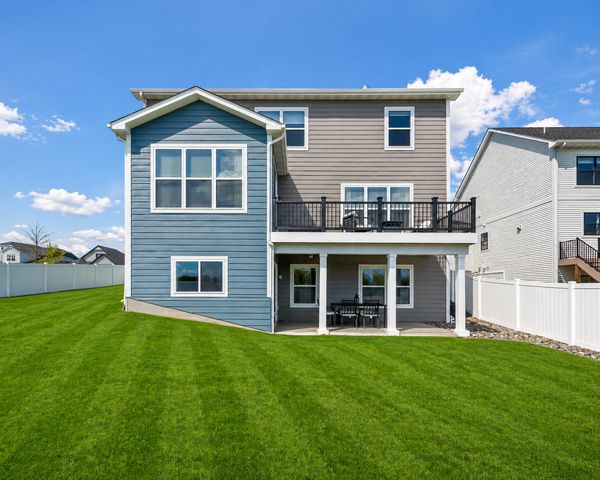 145 Maple Terrace, Waconia, MN 55387