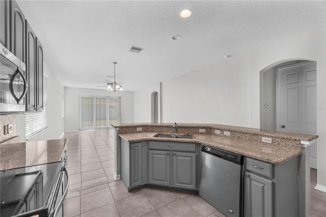 10109 CELTIC ASH DRIVE, Ruskin, FL 33573