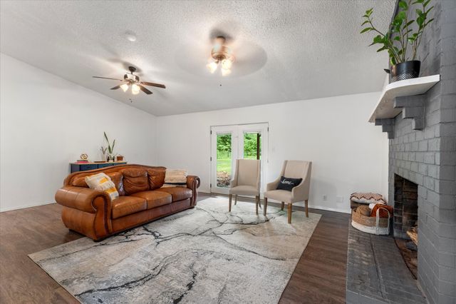 524 Park Lane, Mount Vernon, TX 75457