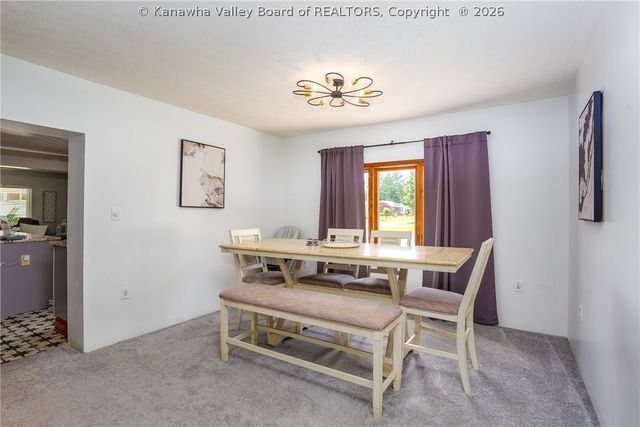 1005 S B Street, St Albans, WV 25177