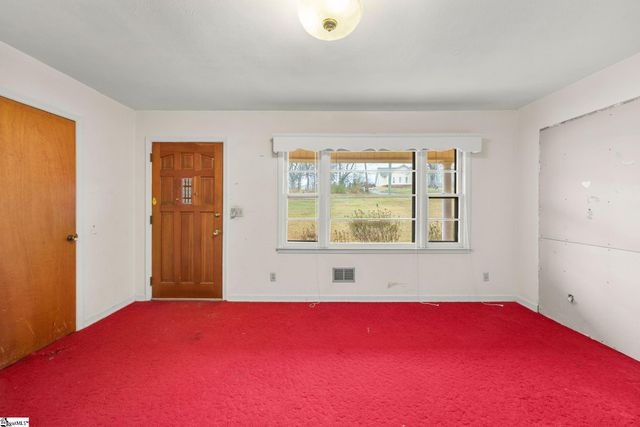 1592 Highway 357, Lyman, SC 29365