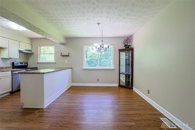 1874 Leway Drive, Fairfield, OH 45014