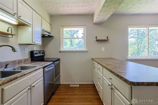 1874 Leway Drive, Fairfield, OH 45014